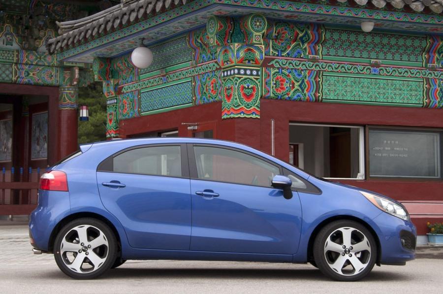  Kia Rio 5-Door 2012 года  (фото 7 из 39)